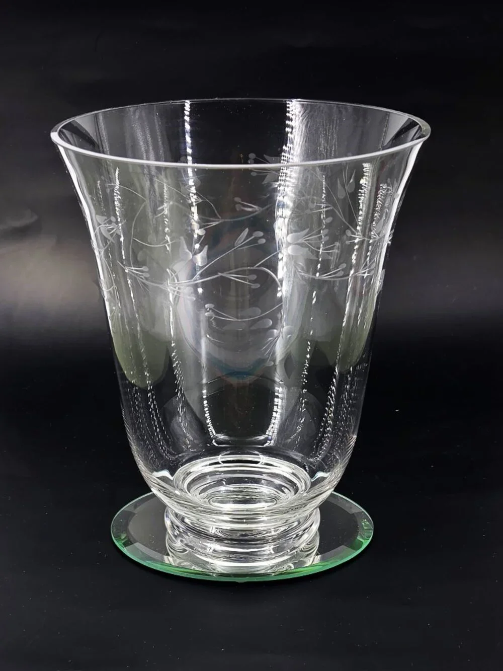 Longaberger VTG Etched Glass Vase W/Vine & Leaves Flared Top Footed Base 10